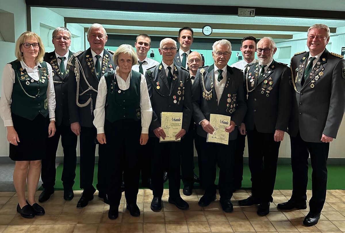 Bild "Aktuelles:Ehrung_2025_Gruppenfoto.jpg"